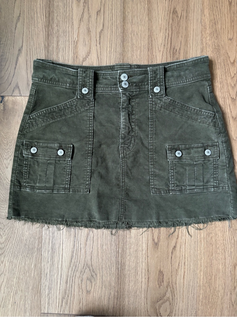 American Eagle Outfitters Olive Utility Mini Skirt with Patch Pockets
